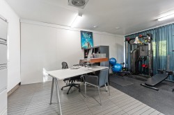 Garage - 