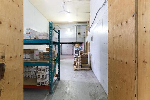 Entrepôt - 591  - 593 Rue Labelle, Saint-Jérôme, QC - Indoor