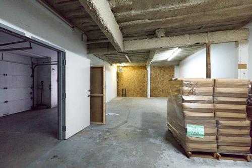 Entrepôt - 591  - 593 Rue Labelle, Saint-Jérôme, QC - Indoor Photo Showing Garage