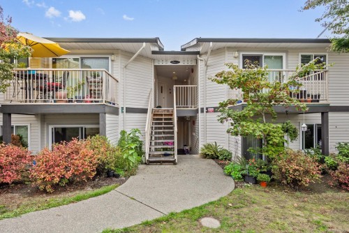 108-146 Back Rd, Courtenay, BC - Outdoor With Balcony