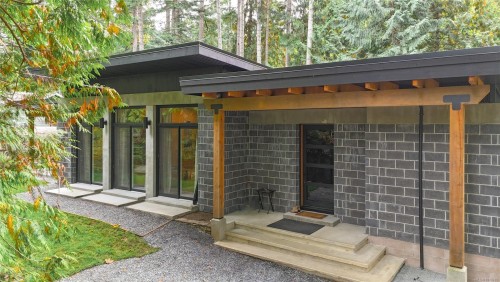 362 Spruce Ave, Gabriola Island, BC 