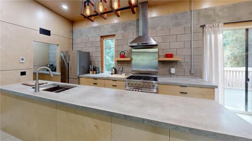 362 Spruce Ave, Gabriola Island, BC 