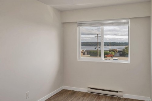 26-940 Island Hwy South, Campbell River, BC - Indoor Photo Showing Other Room