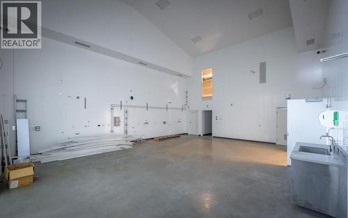 1 - 8 7341 Industrial Way, Pemberton, BC 