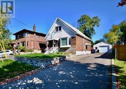 47 SINGLETON ROAD  Toronto, ON M1R 1H8