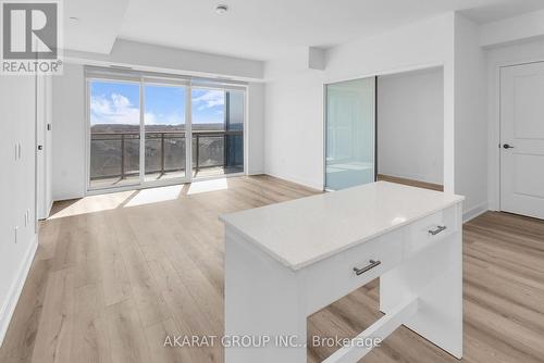 731 - 2343 Khalsa Gate, Oakville, ON - Indoor Photo Showing Other Room