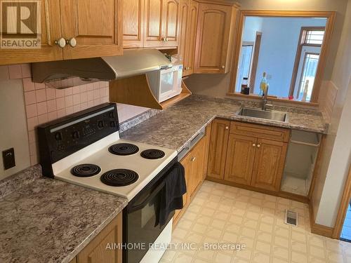 76 Elgin Crescent, Waterloo, ON - Indoor Photo Showing Kitchen