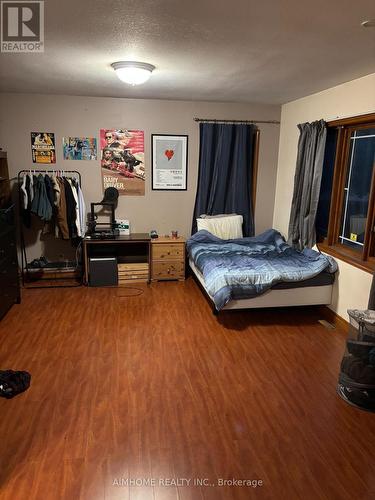 76 Elgin Crescent, Waterloo, ON - Indoor Photo Showing Bedroom