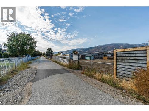 5845 Okanagan Street, Oliver, BC 