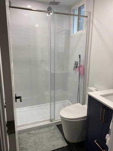 Bathroom - 6748 6E Avenue, Montréal (Rosemont/La Petite-Patrie), QC - Indoor Photo Showing Bathroom