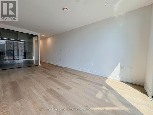 909 - 1 Jarvis Street, Hamilton, ON - Indoor Photo Showing Other Room