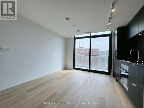 909 - 1 Jarvis Street, Hamilton, ON - Indoor Photo Showing Other Room