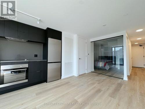 909 - 1 Jarvis Street, Hamilton, ON - Indoor