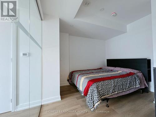 909 - 1 Jarvis Street, Hamilton, ON - Indoor Photo Showing Bedroom