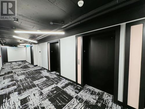 909 - 1 Jarvis Street, Hamilton, ON - Indoor Photo Showing Other Room