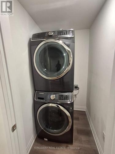 2111 Wilson Street, Innisfil, ON - Indoor Photo Showing Laundry Room