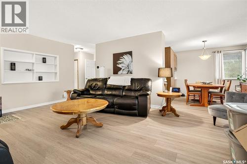 1230 Grace Street, Moose Jaw, SK - Indoor Photo Showing Living Room