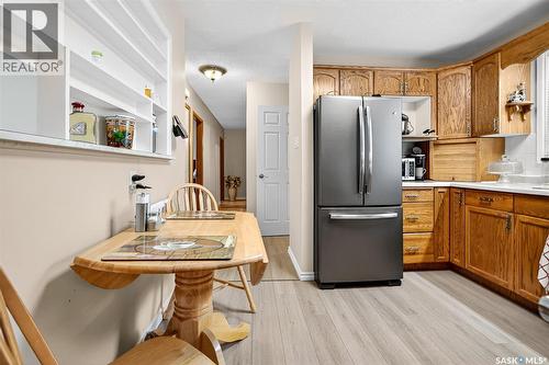 1230 Grace Street, Moose Jaw, SK - Indoor Photo Showing Kitchen