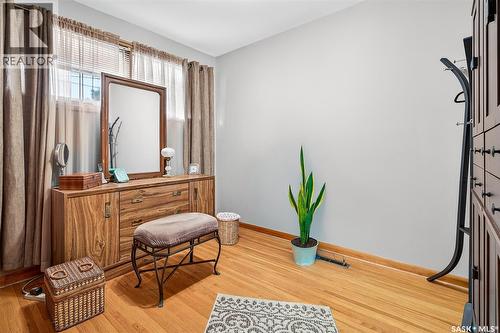 1230 Grace Street, Moose Jaw, SK - Indoor