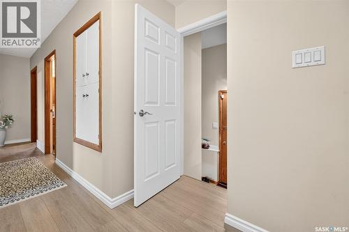 1230 Grace Street, Moose Jaw, SK - Indoor Photo Showing Other Room