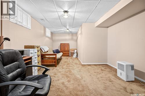 1230 Grace Street, Moose Jaw, SK - Indoor