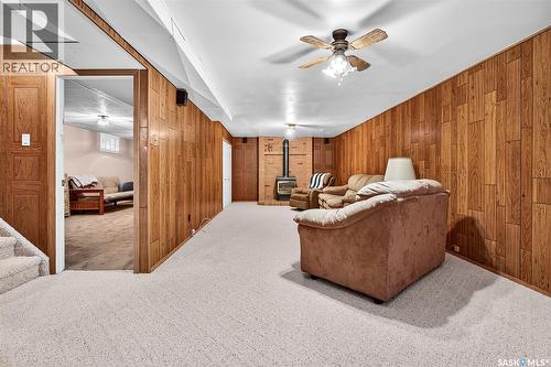 1230 Grace Street, Moose Jaw, SK - Indoor Photo Showing Other Room