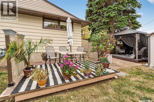 1230 Grace Street, Moose Jaw, SK - Outdoor With Deck Patio Veranda