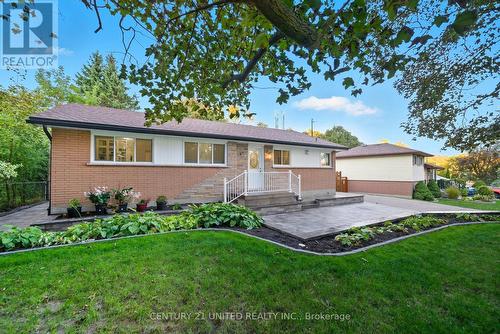 5 Ferndale Avenue, Peterborough (Monaghan Ward 2), ON - Outdoor