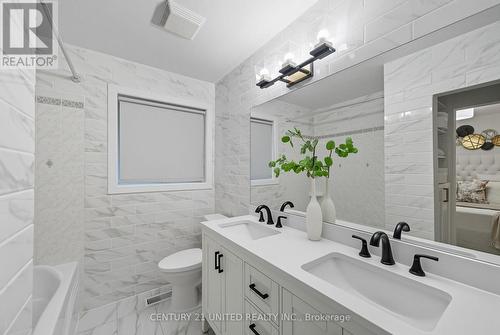 5 Ferndale Avenue, Peterborough (Monaghan Ward 2), ON - Indoor Photo Showing Bathroom