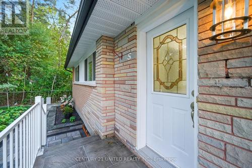 5 Ferndale Avenue, Peterborough (Monaghan Ward 2), ON - Outdoor