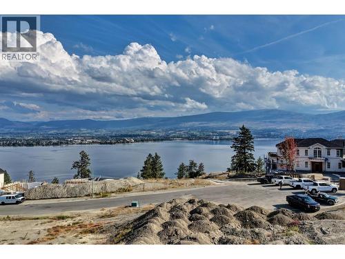 2347 Thacker Drive, West Kelowna, BC 