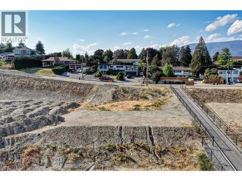 2353 Thacker Drive, West Kelowna, BC 