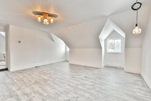 Salon - 6220Z Rue Morin, Val-Morin, QC - Indoor Photo Showing Other Room