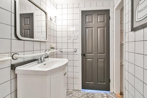 Salle de bains - 6220Z Rue Morin, Val-Morin, QC - Indoor Photo Showing Bathroom