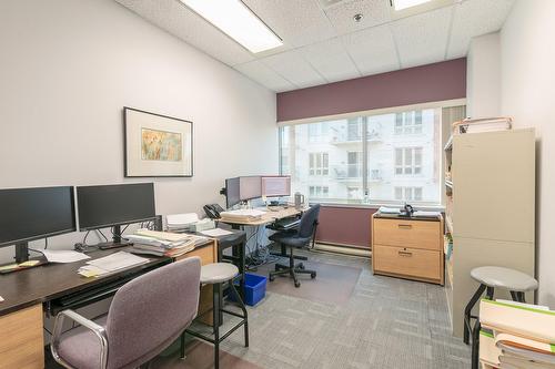 Office - 210-1695 Boul. Laval, Laval (Laval-Des-Rapides), QC - Indoor Photo Showing Office