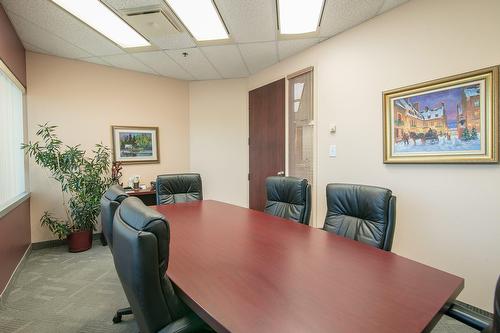 Conference room - 210-1695 Boul. Laval, Laval (Laval-Des-Rapides), QC - Indoor Photo Showing Office