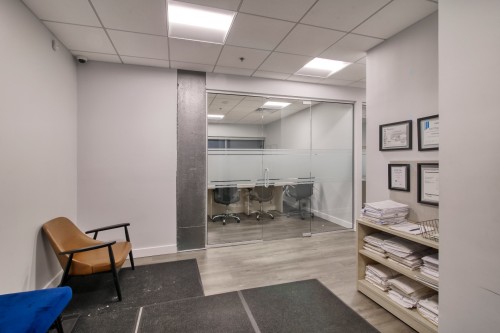 Réception - 230-1695 Boul. Laval, Laval (Laval-Des-Rapides), QC - Indoor Photo Showing Other Room