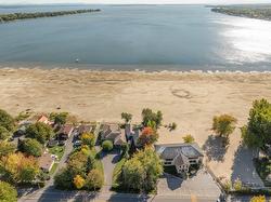 27 Av. de Venise O.  Venise-En-Québec, QC J0J 2K0