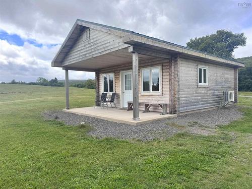 1047 West Side Middle River Road, Middle River, NS 