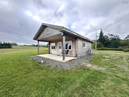1047 West Side Middle River Road, Middle River, NS 
