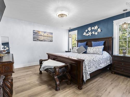 13691 Highway 1, Hants Border, NS 