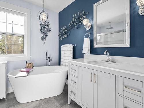 13691 Highway 1, Hants Border, NS 