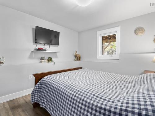 13691 Highway 1, Hants Border, NS 