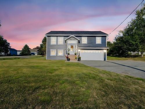 13691 Highway 1, Hants Border, NS 