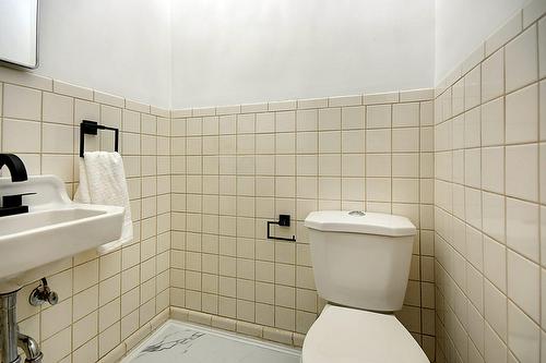 Powder room - 4300 Rue St-Denis, Montréal (Le Plateau-Mont-Royal), QC - Indoor Photo Showing Bathroom