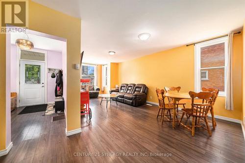 25 Kensington Avenue, Smiths Falls, ON - Indoor