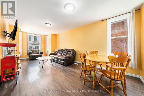 25 Kensington Avenue, Smiths Falls, ON - Indoor