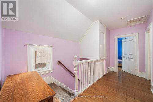 25 Kensington Avenue, Smiths Falls, ON - Indoor