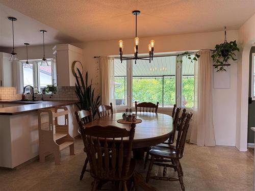 408 Dixie Road, Swan River, MB - Indoor Photo Showing Dining Room
