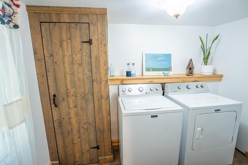 Salle de lavage - 2721 Place Raynault, L'Assomption, QC - Indoor Photo Showing Laundry Room